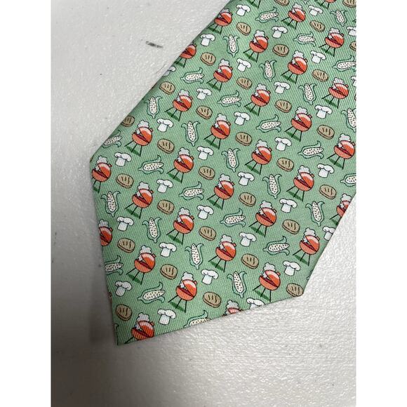 VINEYARD VINES Bundle of 2 Men's Neck Ties 100% Silk Rose Grill Corn Burger - Picture 2 of 16
